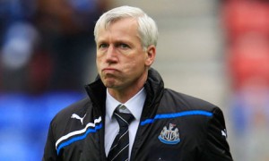 Newcastle United manager Alan Pardew reacts