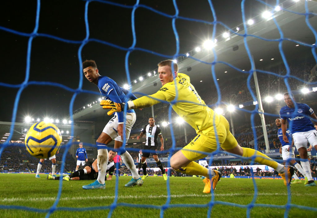 Match report: Everton 2 Newcastle 2 – Hilarity ensues as Florian Lejeune conjures a ridiculous point at Goodison